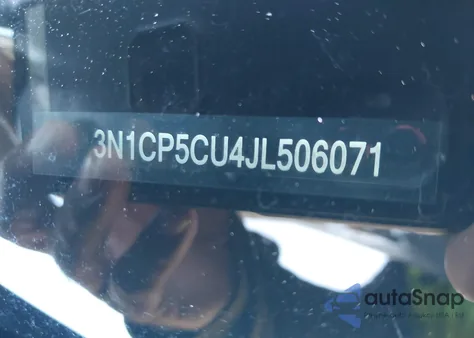 2018 Nissan Kicks S z USA, uszkodzony, nr VIN 3N1CP5CU4JL506071